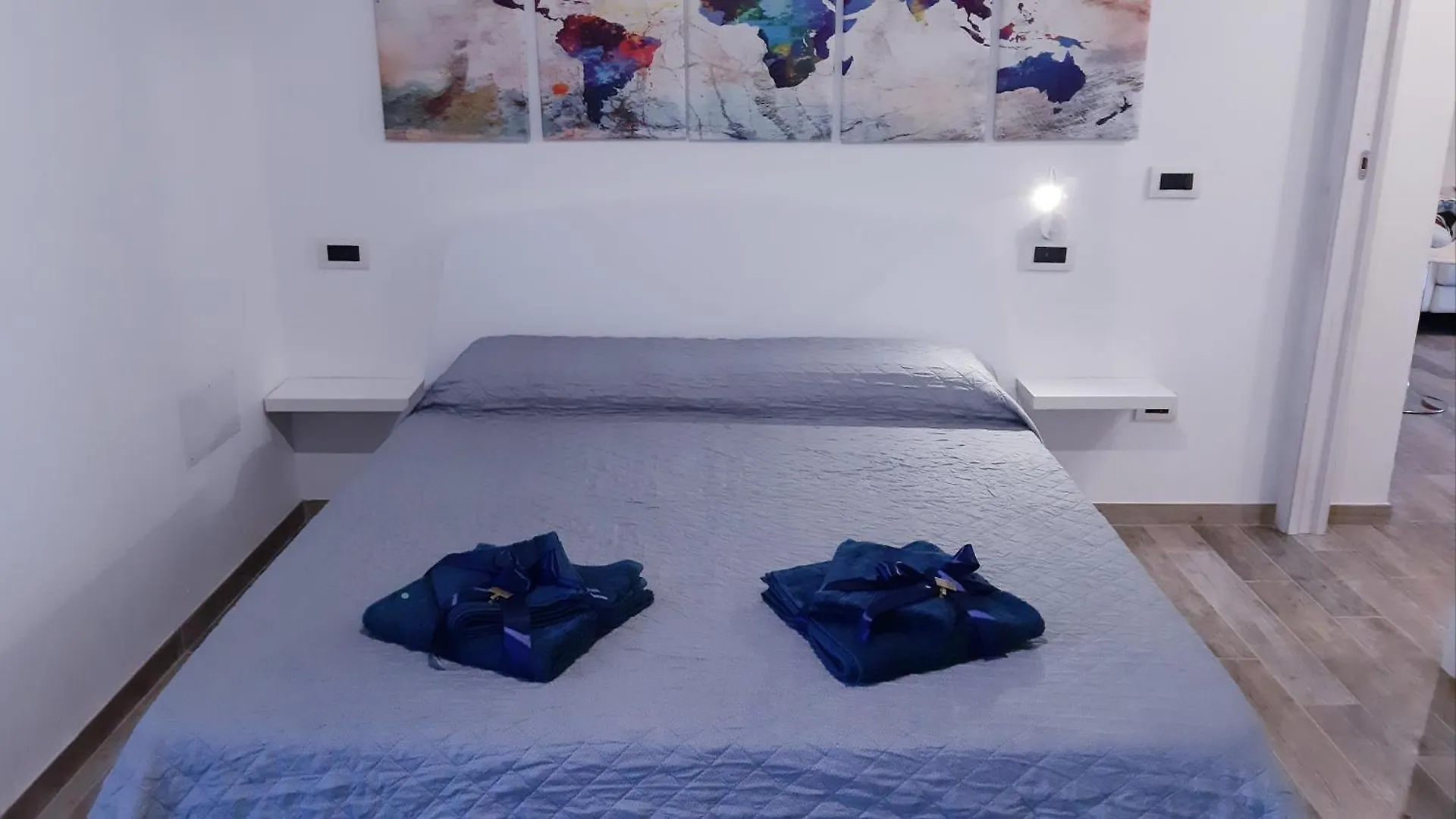布多尼P I G O 'S House公寓 公寓 布多尼
